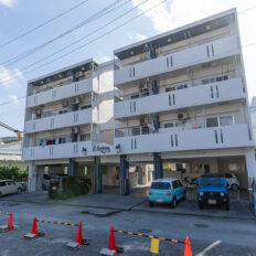 【名護市】メゾンばいたるぽいんと改修工事